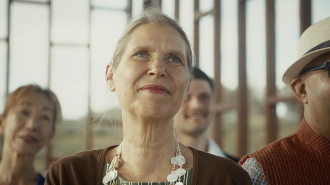 Ray White — Cinema Ad still 3